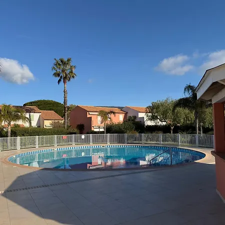 Feriehus Mazet Avec Piscine Collective Le Lavandou